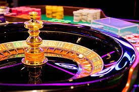 Kartu fitur Permainan Triple dewasa
